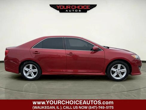Used 2013 Toyota Camry SE image 6