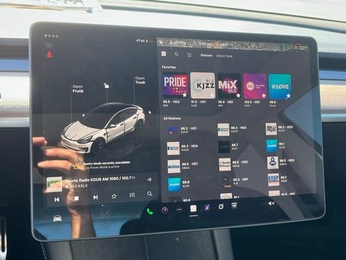 Used 2023 Tesla Model 3 Standard Range image 16