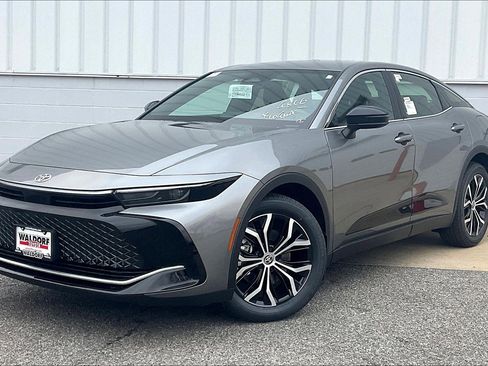 New 2026 Toyota Crown XLE image 2