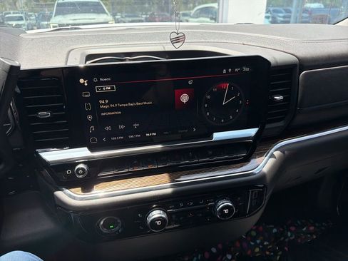 Certified 2024 GMC Sierra 1500 Elevation AWD/4WD image 8