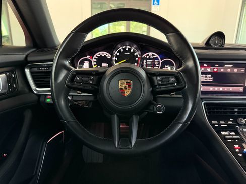 Used 2022 Porsche Panamera 4 Platinum Edition AWD/4WD image 27