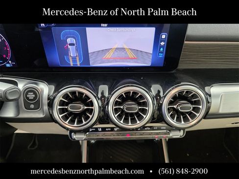 Certified 2025 Mercedes-Benz GLB 250 image 19