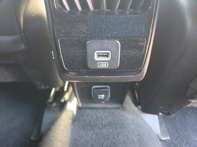 Used 2025 Jeep Compass Trailhawk AWD/4WD image 21