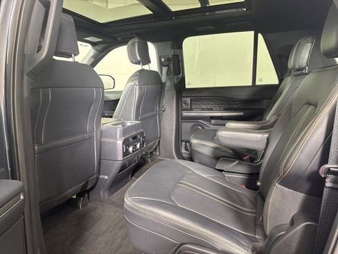Used 2024 Ford Expedition Max Platinum AWD/4WD image 12