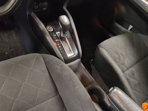 Used 2020 Nissan Kicks SV FWD image 26