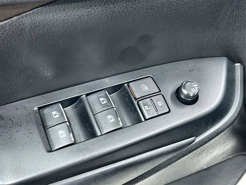 Used 2019 Toyota Highlander Limited image 12