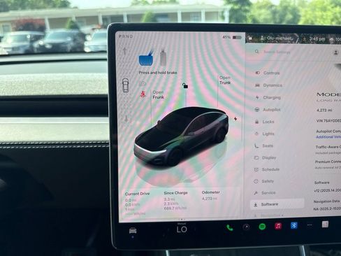 Used 2026 Tesla Model Y 2WD image 27