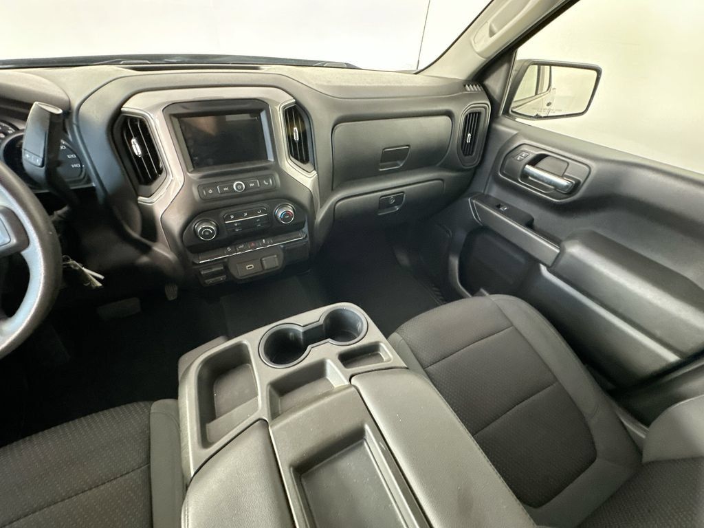 Used 2019 Chevrolet Silverado 1500 Custom Trail Boss w/ Custom Convenience Package AWD/4WD image 11