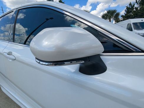 Used 2020 Toyota Camry XSE image 22