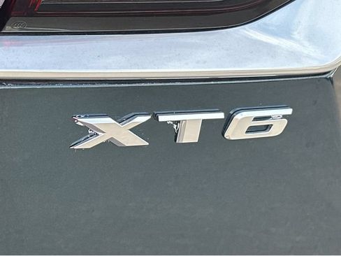 Certified 2024 Cadillac XT6 Luxury FWD image 16