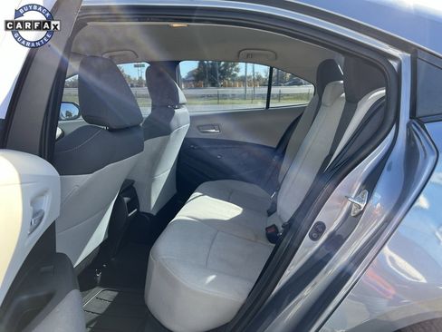 Used 2020 Toyota Corolla L image 18