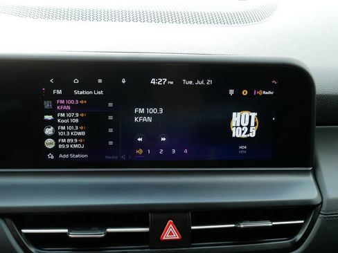 Certified 2024 Kia Seltos SX w/ SX Sunroof Package AWD/4WD image 22