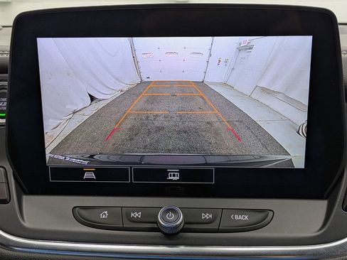 Used 2025 Chevrolet Blazer LT AWD/4WD image 9