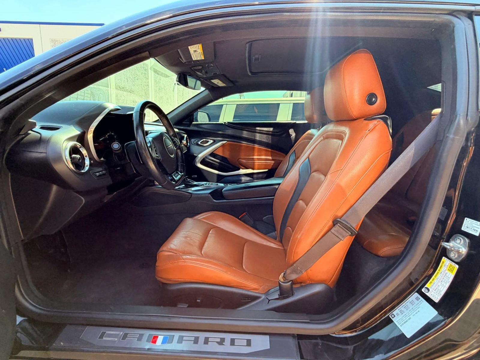 Used 2017 Chevrolet Camaro LT RWD image 10