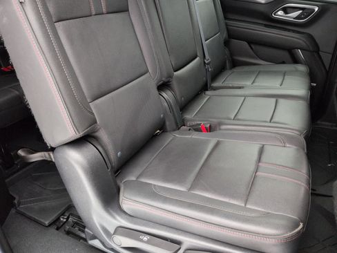 Used 2022 Chevrolet Suburban RST image 21