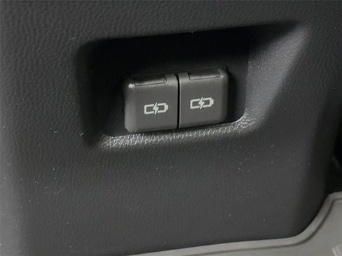 Certified 2025 Toyota RAV4 XLE image 23