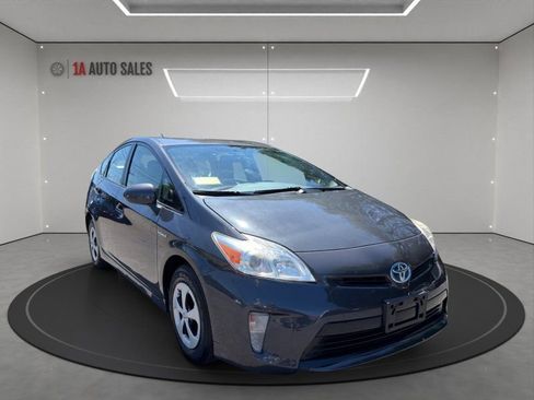 Used 2014 Toyota Prius Three FWD image 7