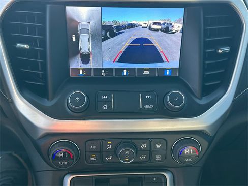 Used 2023 GMC Acadia SLT w/ Elevation Edition image 31