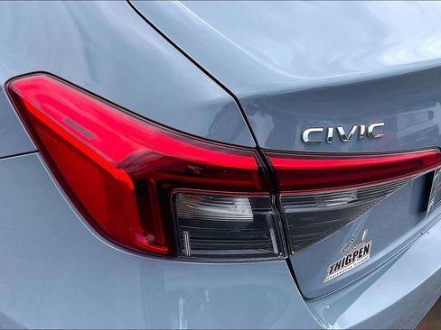 Used 2022 Honda Civic Sport image 23