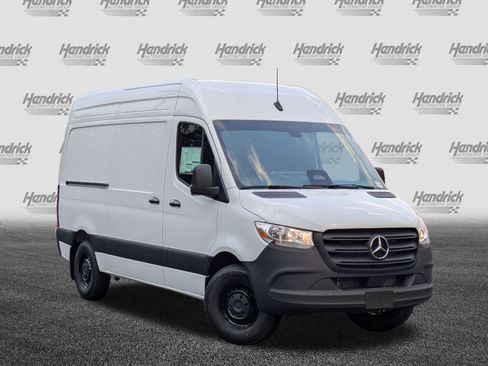 New 2025 Mercedes-Benz Sprinter 2500 image 2