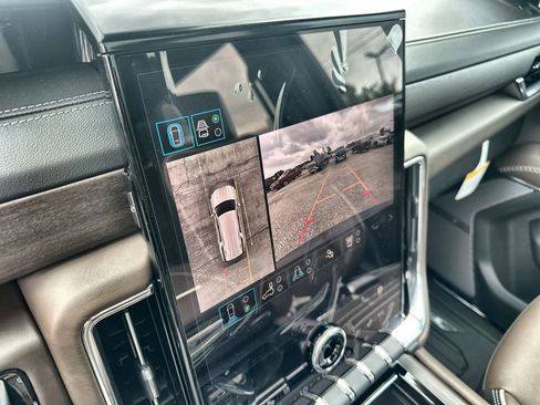 New 2026 GMC Yukon XL Denali Ultimate AWD/4WD image 29