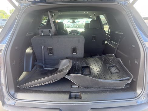 Used 2023 Chevrolet Traverse LT w/ LPO, Floor Liner Package AWD/4WD image 36