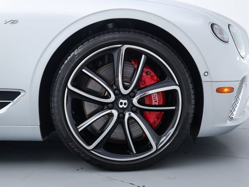 Used 2022 Bentley Continental GT V8 AWD/4WD image 36