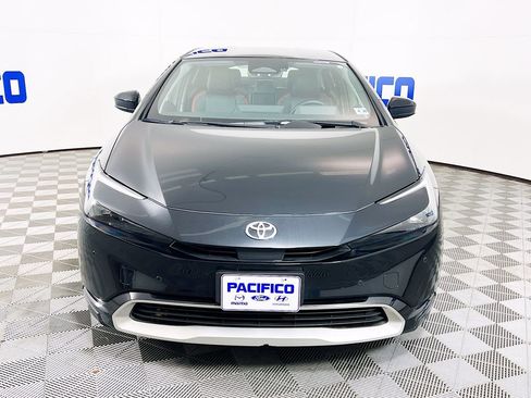 Used 2024 Toyota Prius Prime Premium image 3