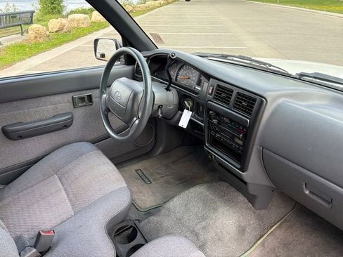 Used 1996 Toyota Tacoma 2WD Xtracab image 13