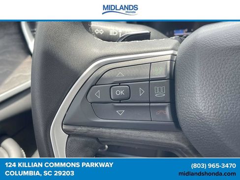 Used 2023 Jeep Grand Cherokee L Limited RWD image 22