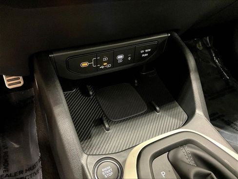 Certified 2025 Kia K4 GT-Line Turbo FWD image 16
