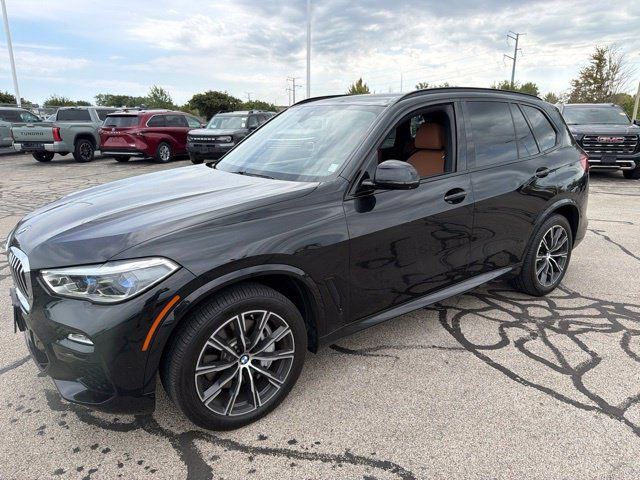 Used 2019 BMW X5 xDrive50i w/ M Sport Package AWD/4WD image 2