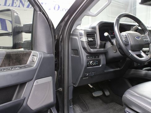 Used 2023 Ford F250 Lariat w/ Lariat Ultimate Package image 56