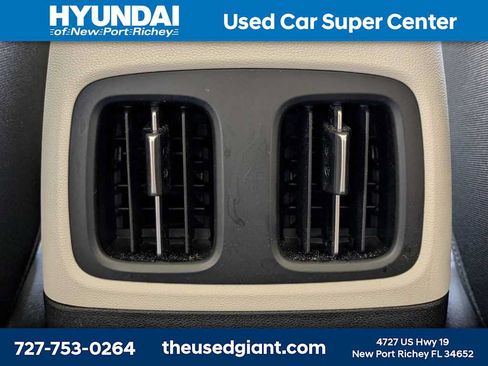 Certified 2023 Hyundai Tucson SEL FWD image 16