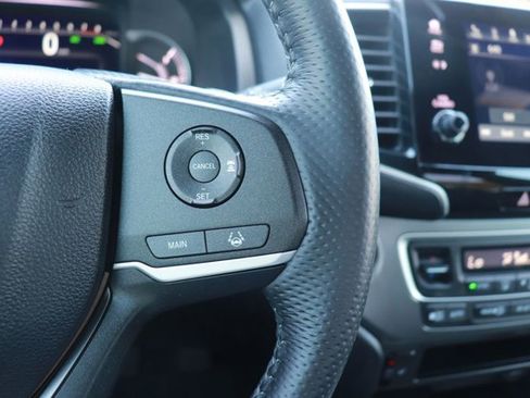 Certified 2024 Honda Passport EX-L image 22