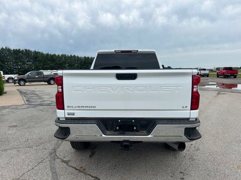 Used 2023 Chevrolet Silverado 2500 LT AWD/4WD image 6