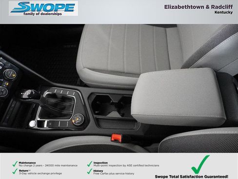 Used 2024 Volkswagen Taos SE image 21