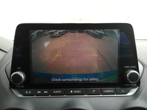 Used 2020 Nissan Sentra SR FWD image 8