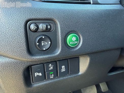 Used 2022 Honda Pilot Black Edition image 14