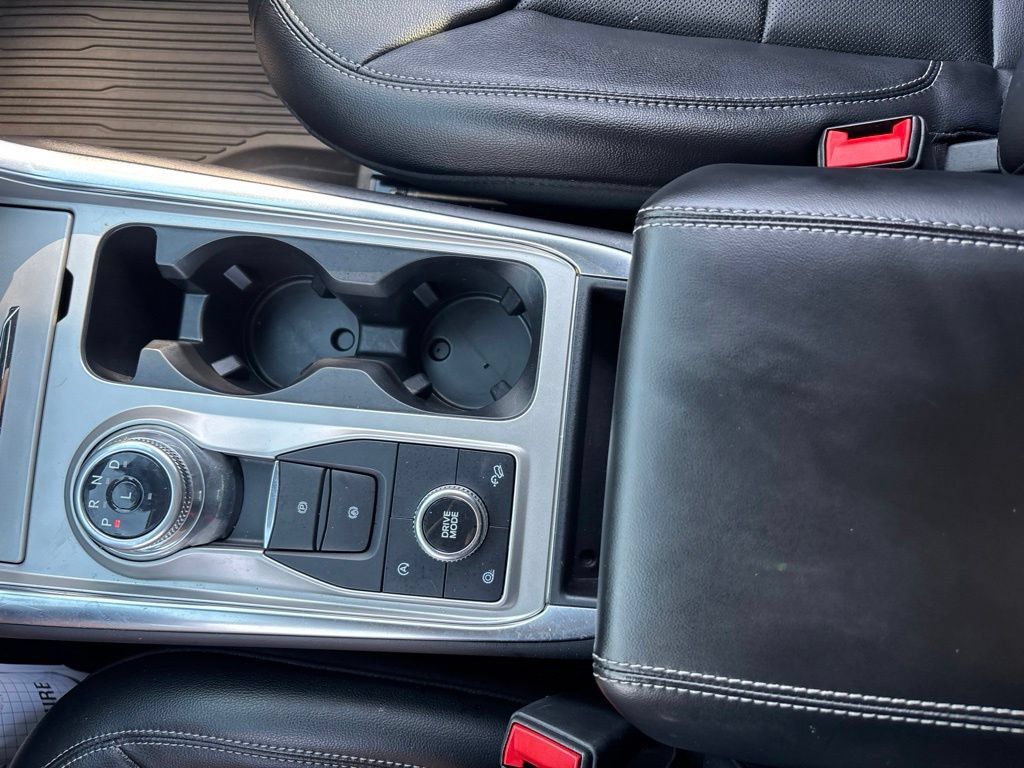 Used 2024 Ford Explorer Limited w/ Limited Technology Package AWD/4WD image 19