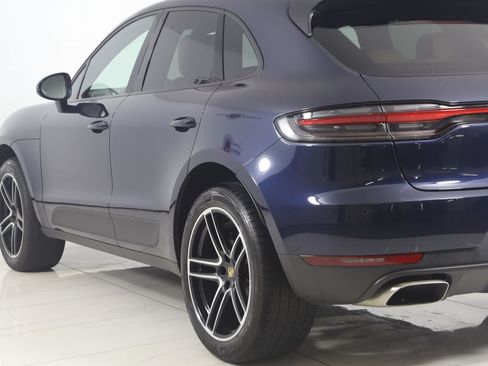Used 2020 Porsche Macan AWD/4WD image 25
