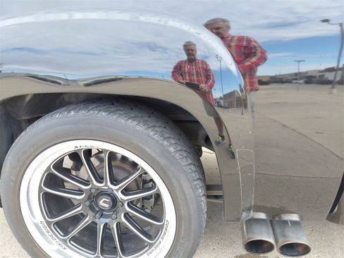 Used 2011 GMC Sierra 1500 Denali image 21