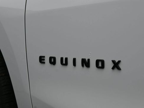 Used 2024 Chevrolet Equinox RS w/ RS Leather Package FWD image 12