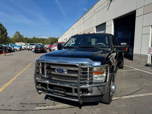 Used 2009 Ford F350 Lariat image 11