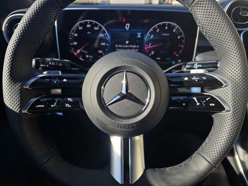 New 2026 Mercedes-Benz GLC 300 4MATIC image 24