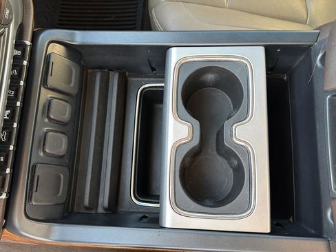 Used 2015 GMC Sierra 2500 SLT w/ Driver Alert Package image 18