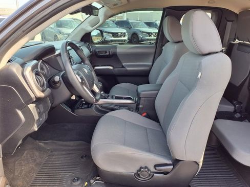 Used 2021 Toyota Tacoma SR5 w/ SR5 Appearance Package (SM) image 14