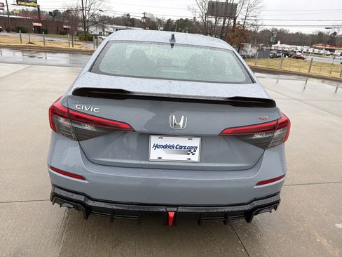 Used 2024 Honda Civic Si image 9