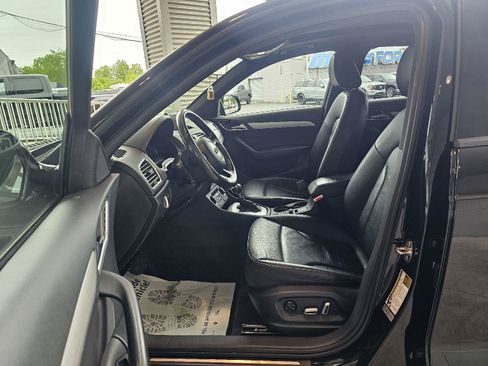 Used 2018 Audi Q3 2.0T Premium AWD/4WD image 19