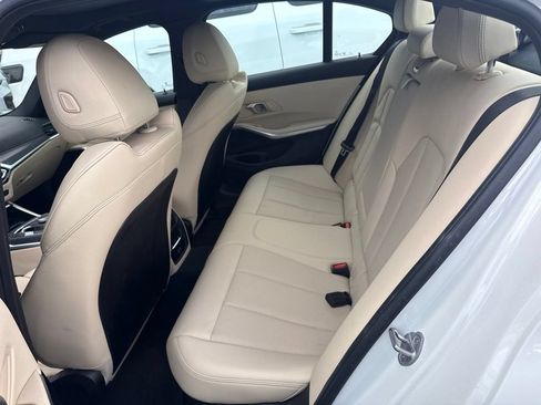 Used 2024 BMW 330i Sedan w/ Premium Package RWD image 8
